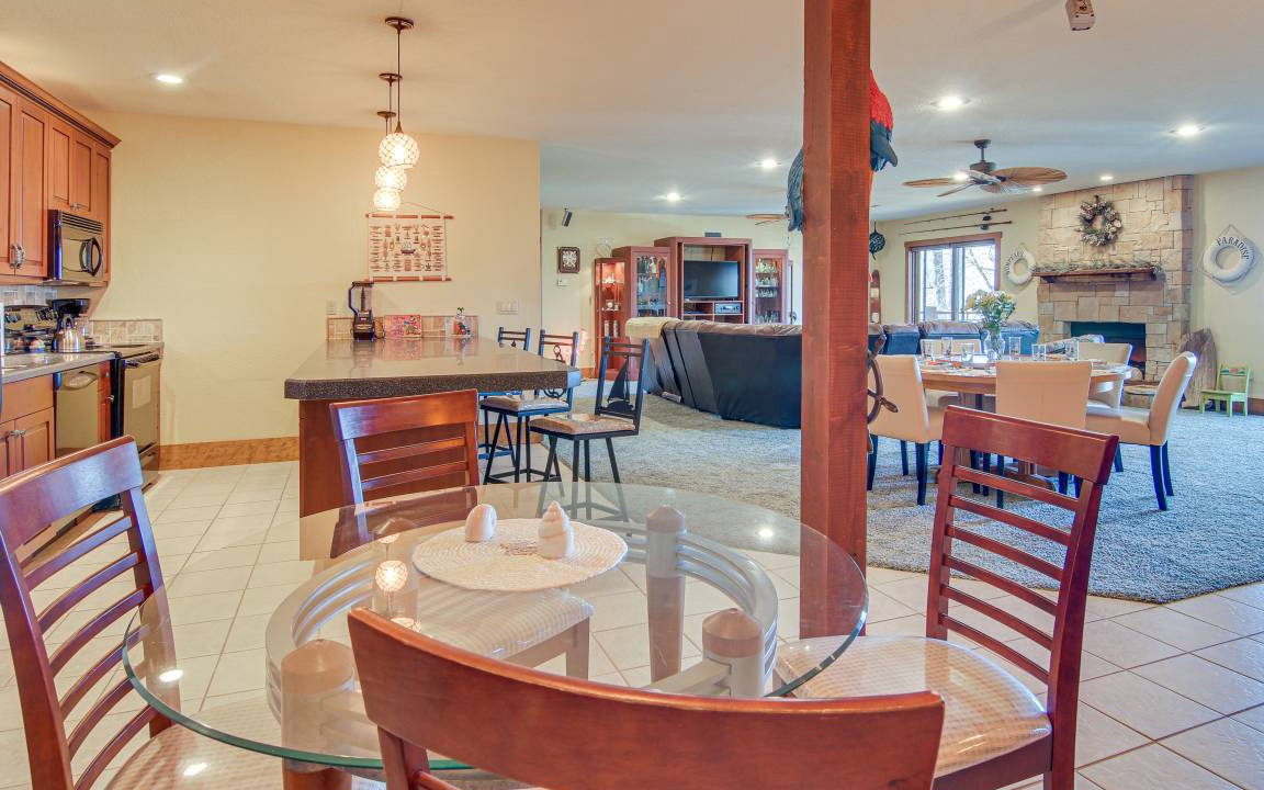 Photo of Livingroom in Black Mountain