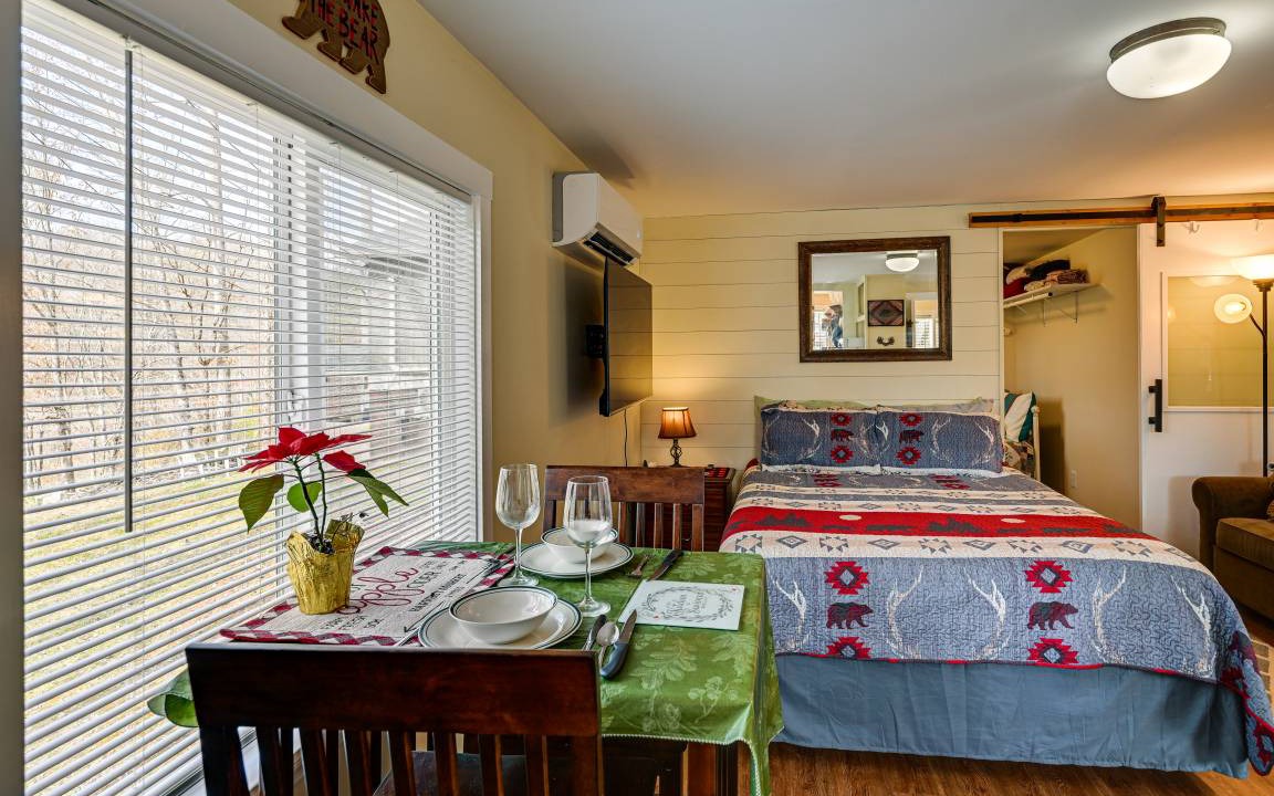 Photo of Bedroom in Qualla