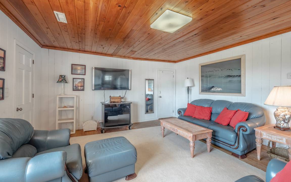 Photo of Livingroom in Topsail Beach
