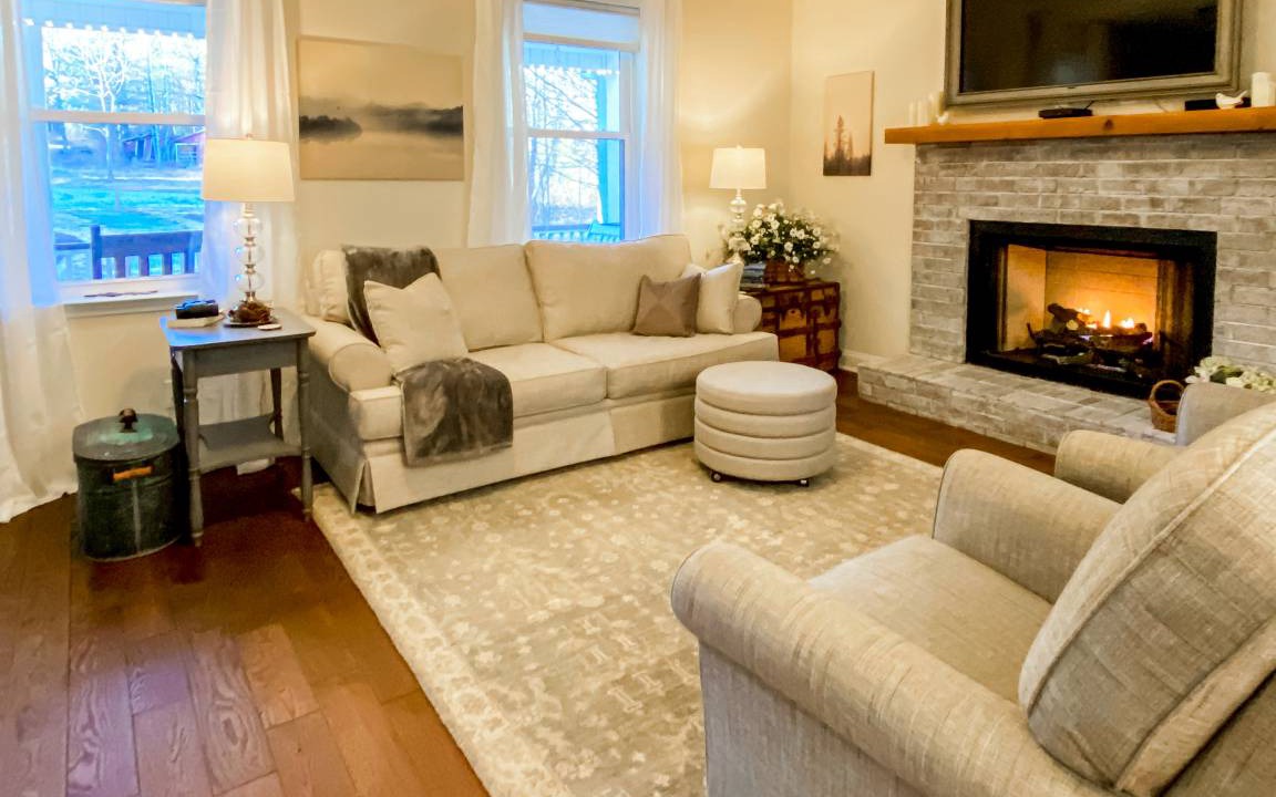 Photo of Livingroom in Hendersonville