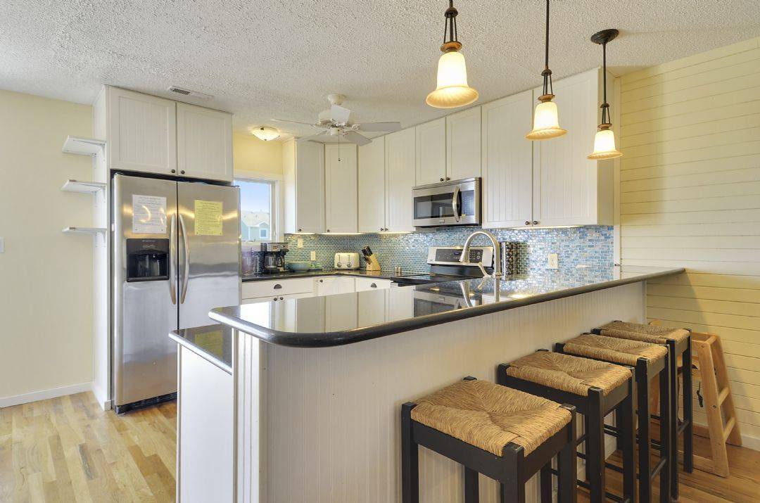 Photo of Kitchen in Whalehead Beach