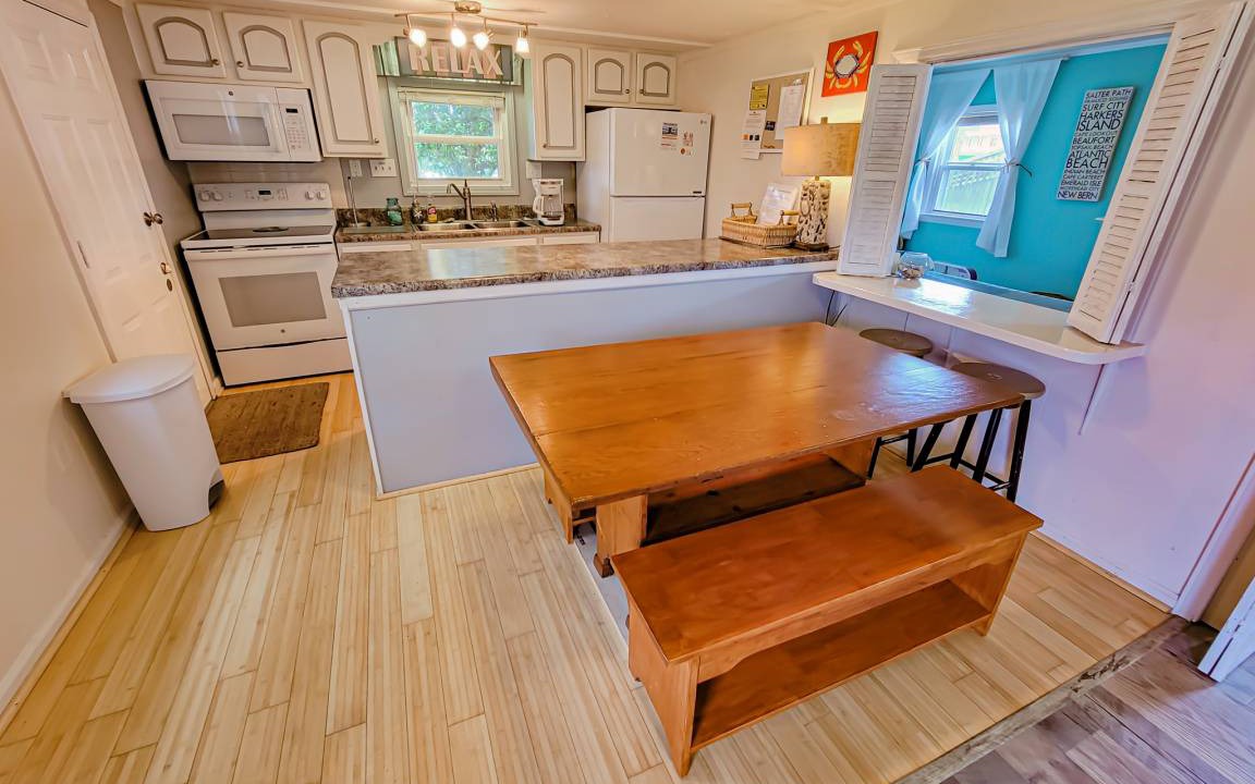 Photo of Kitchen in Surf City