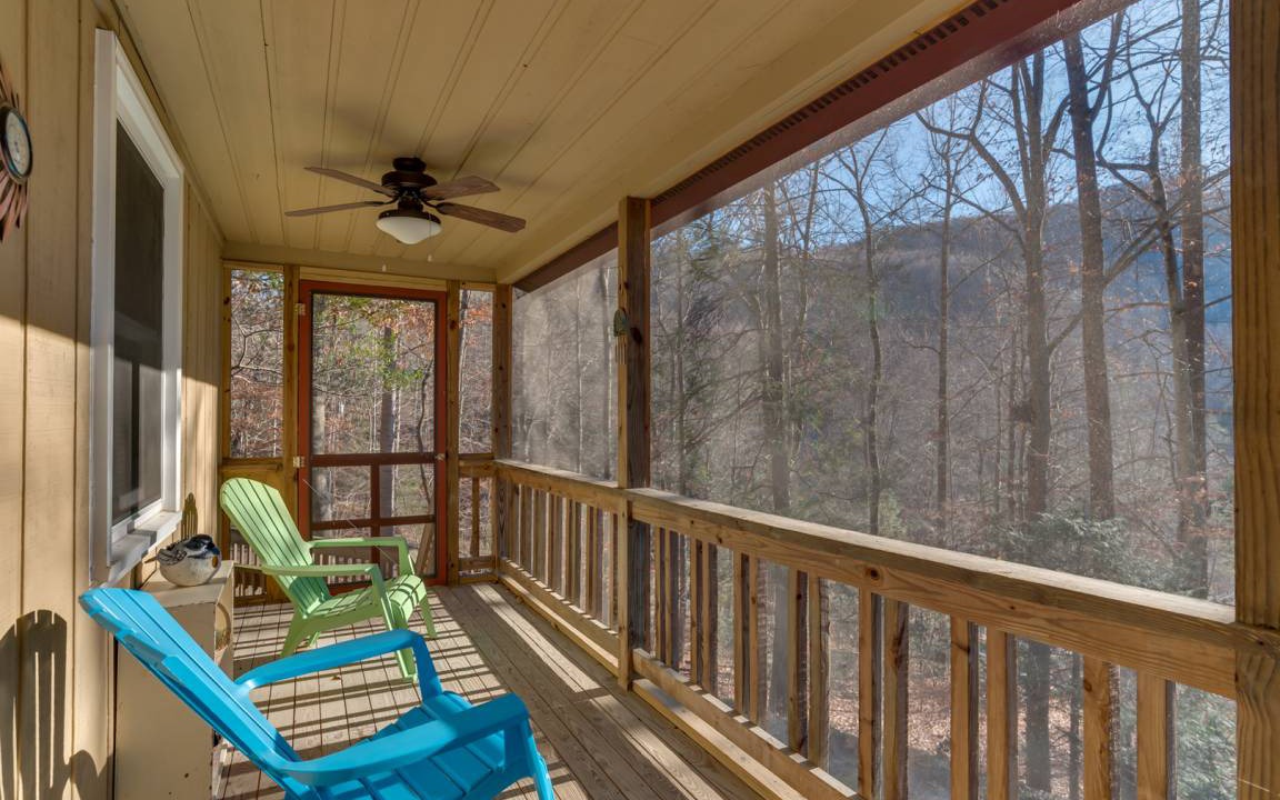 Photo of Patio Balcony in Saluda