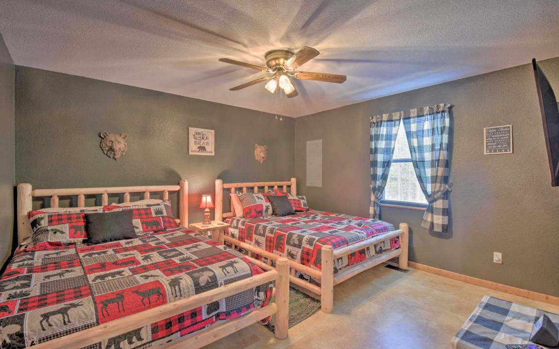 Photo of Bedroom in Upper Peachtree