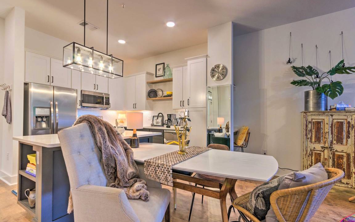 Photo of Livingroom in Asheville