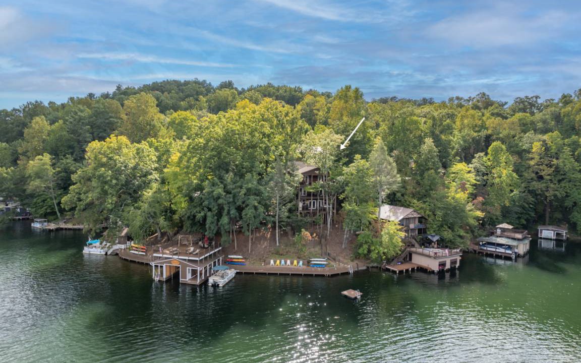 Photo of Others in Lake Lure