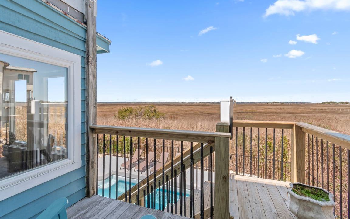 Photo of Patio Balcony in Caswell Beach