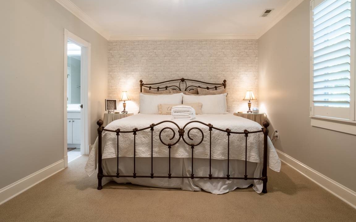 Photo of Bedroom in Woodfin