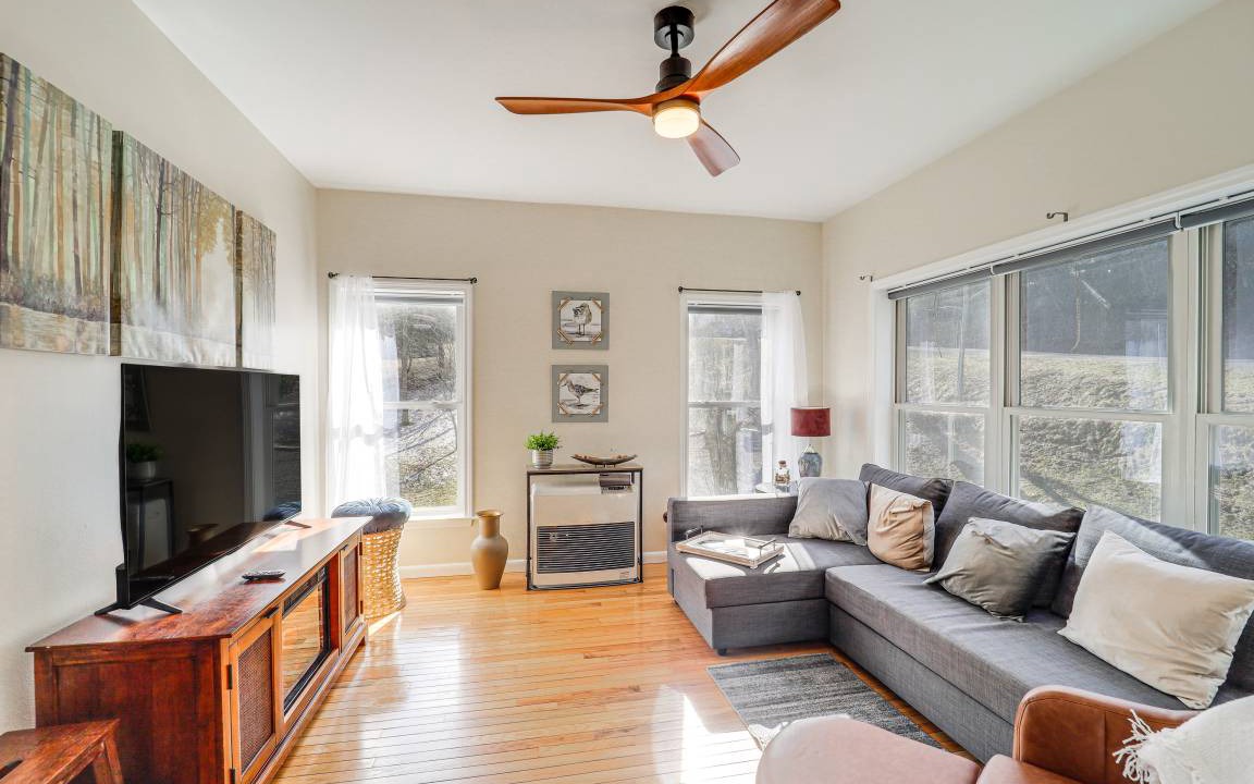 Photo of Livingroom in Frank