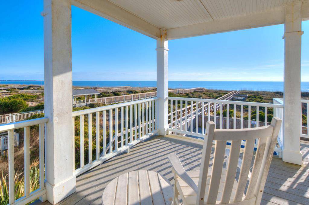 Photo of Patio Balcony in Caswell Beach