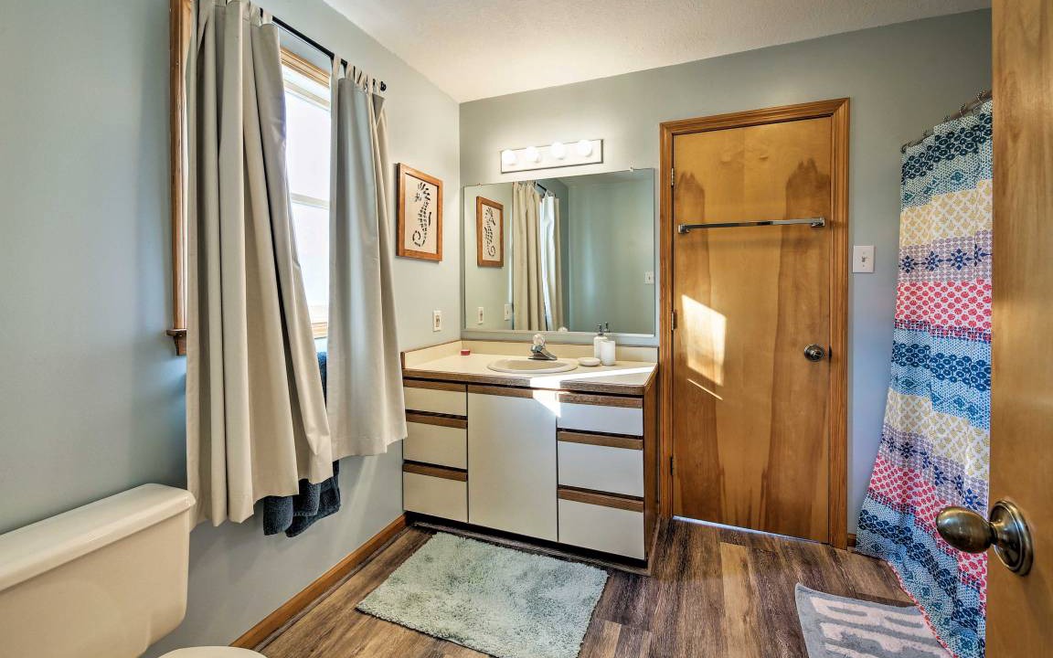 Photo of Bathroom in Southern Shores