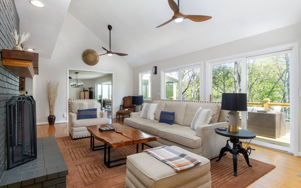 Photo of Livingroom in Black Mountain