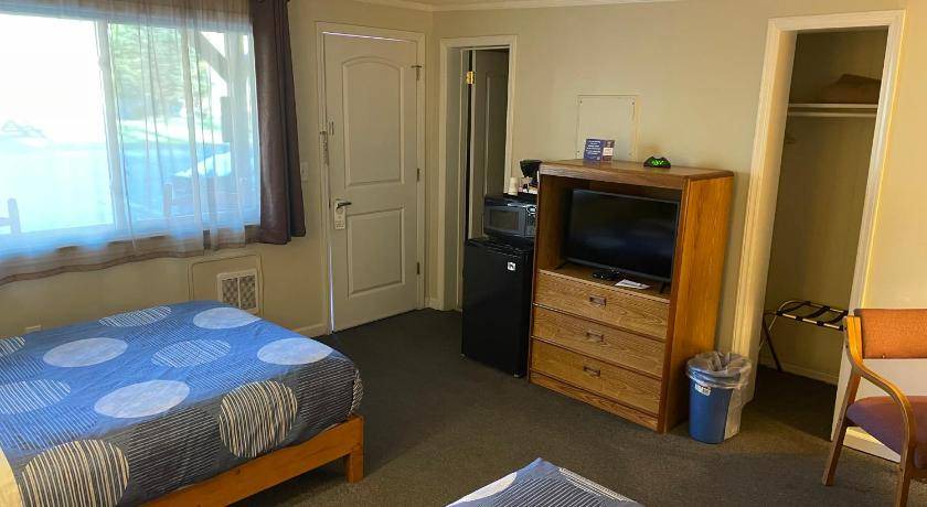 Photo of Bedroom in Maggie Valley