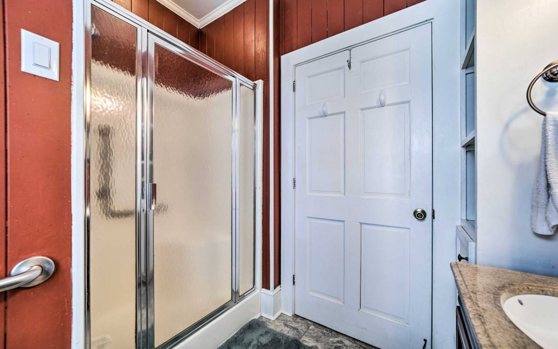 Photo of Bathroom in Waynesville