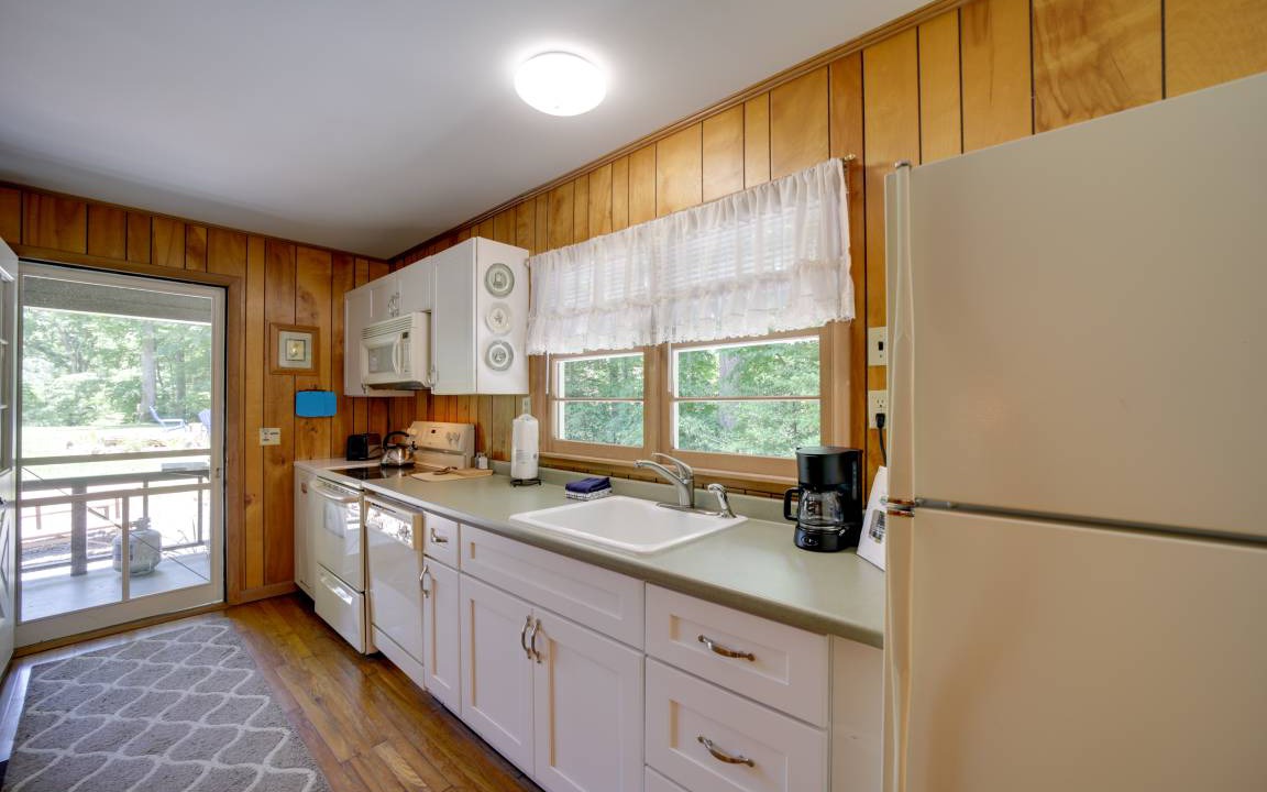 Photo of Kitchen in Bryson City