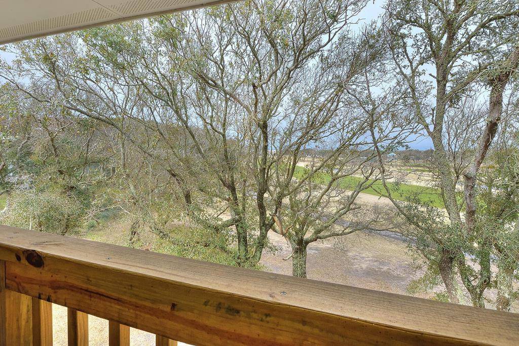 Photo of Patio Balcony in Caswell Beach