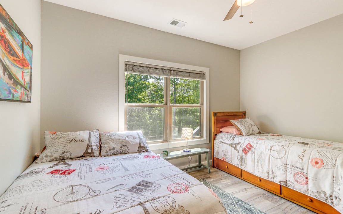 Photo of Bedroom in Tarheel