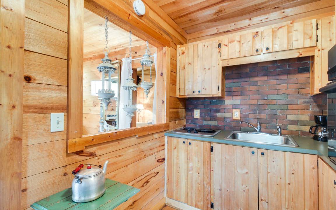 Photo of Kitchen in Lawndale