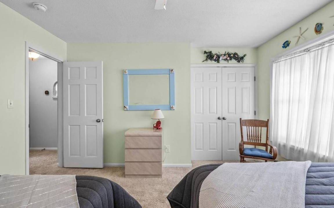 Photo of Bedroom in Pine Knoll Shores