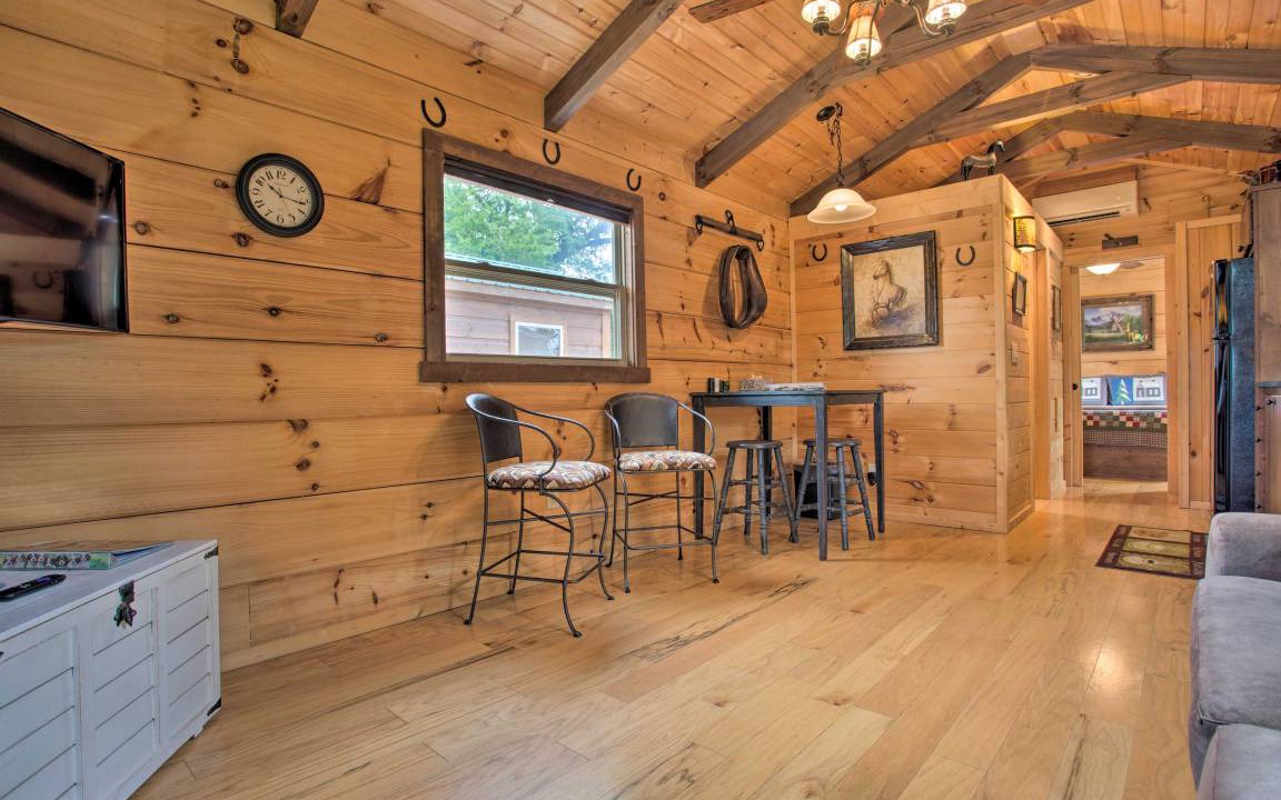 Photo of Livingroom in Mill Spring