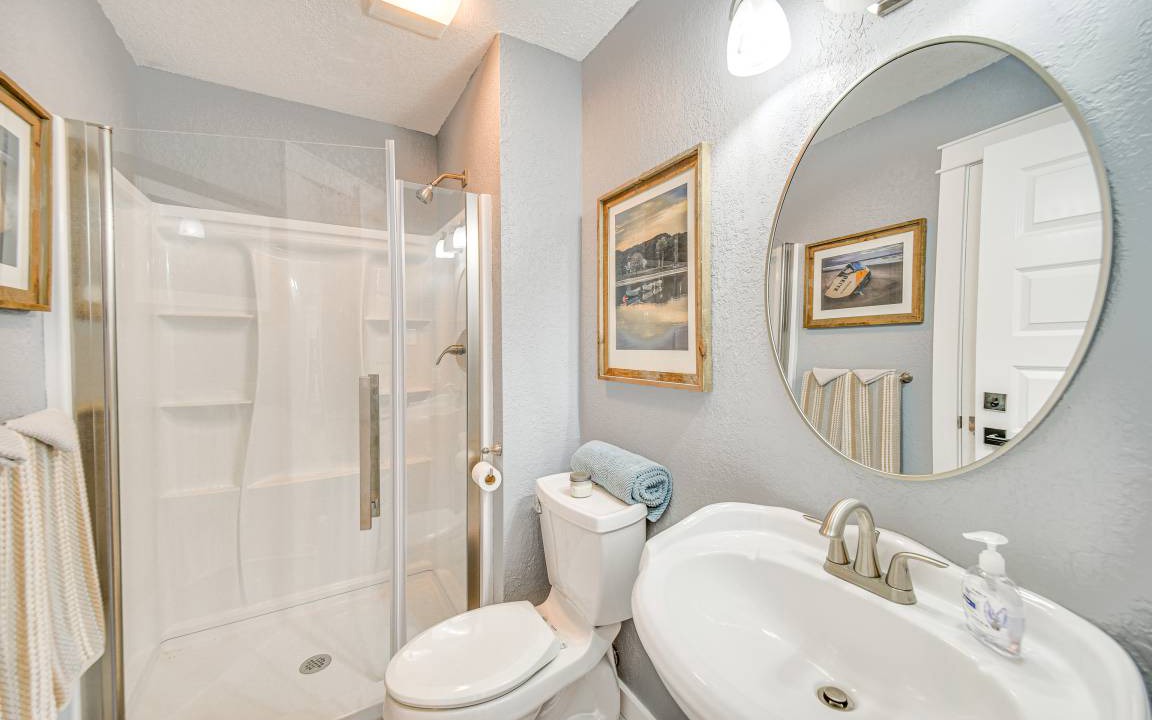 Photo of Bathroom in Sea Scape