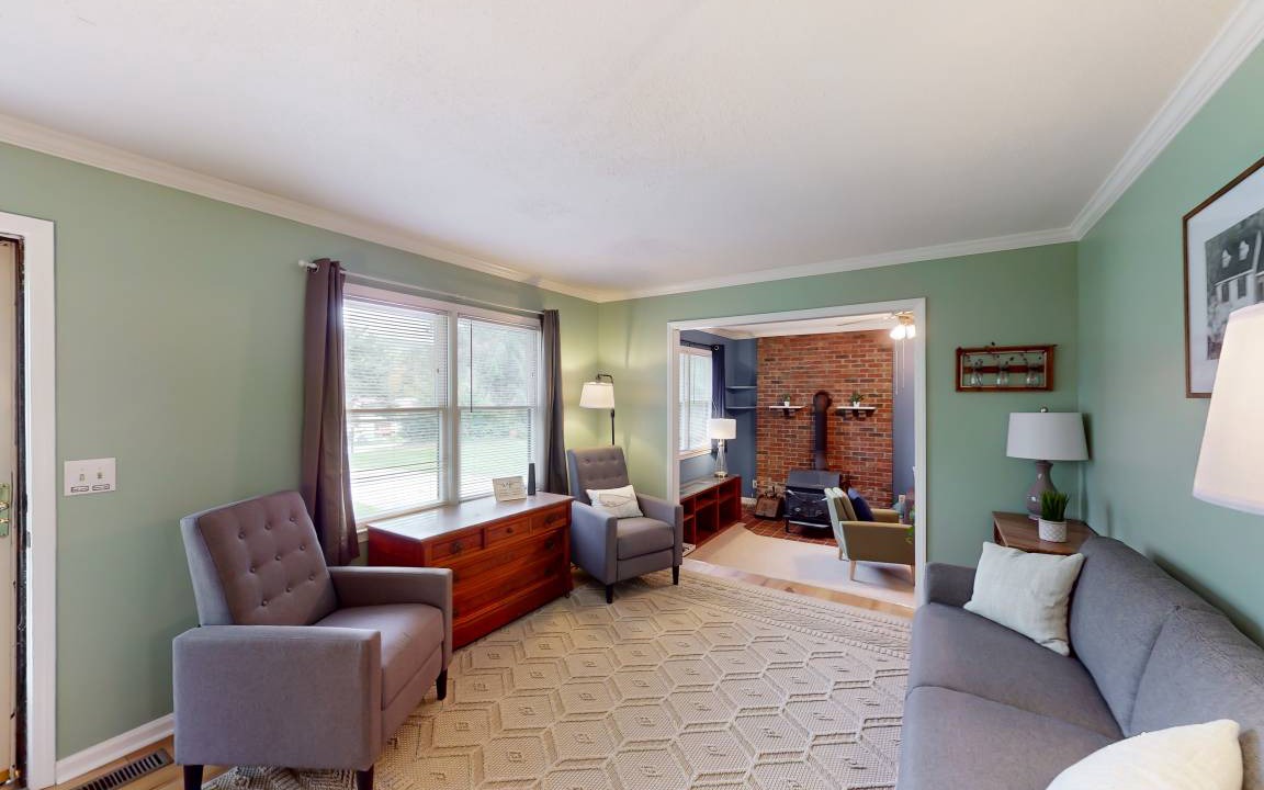 Photo of Livingroom in Mills River