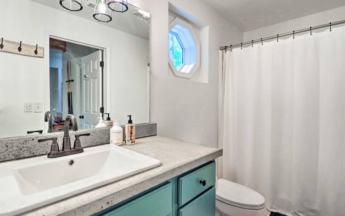 Photo of Bathroom in Sapphire