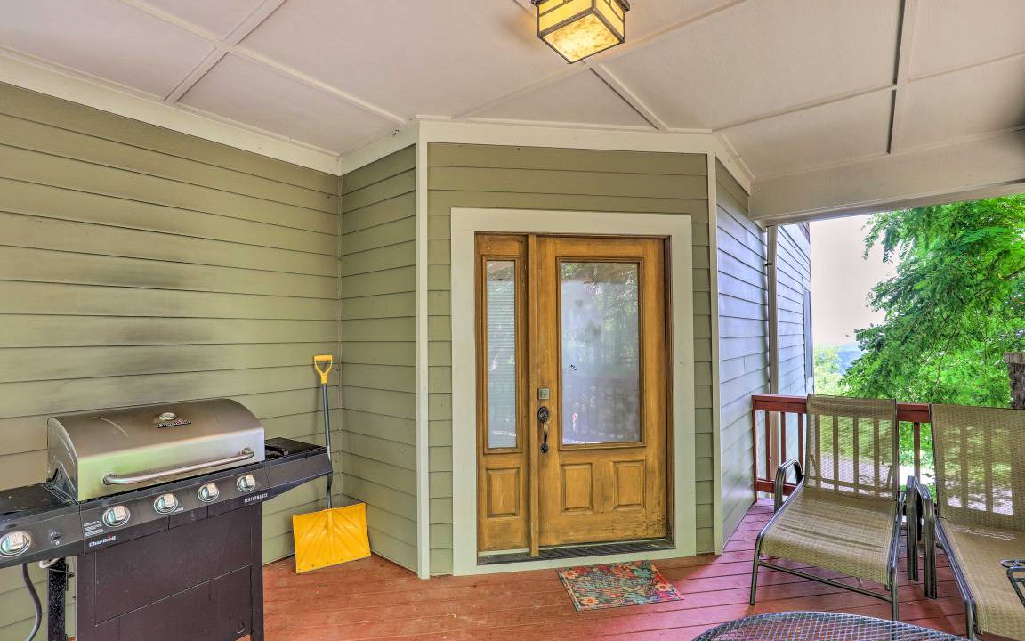 Photo of Patio Balcony in Wolf Laurel