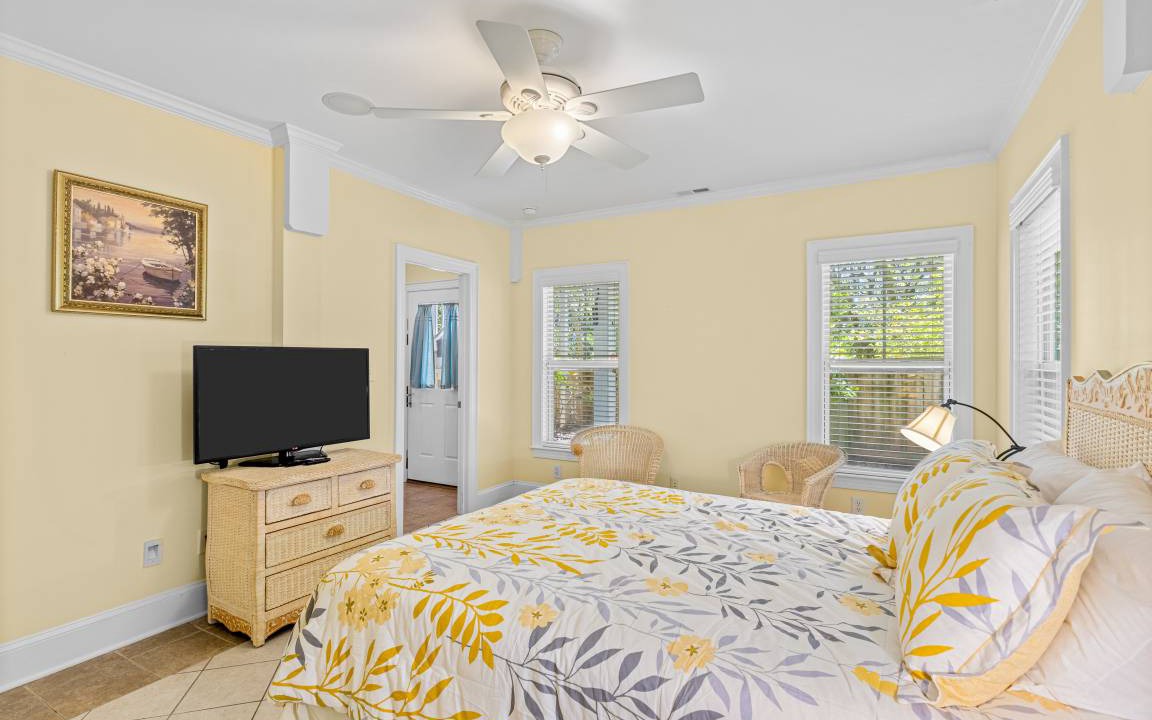 Photo of Others in Pine Knoll Shores