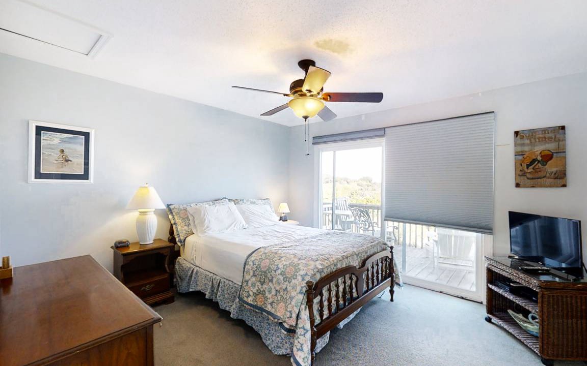 Photo of Others in Pine Knoll Shores