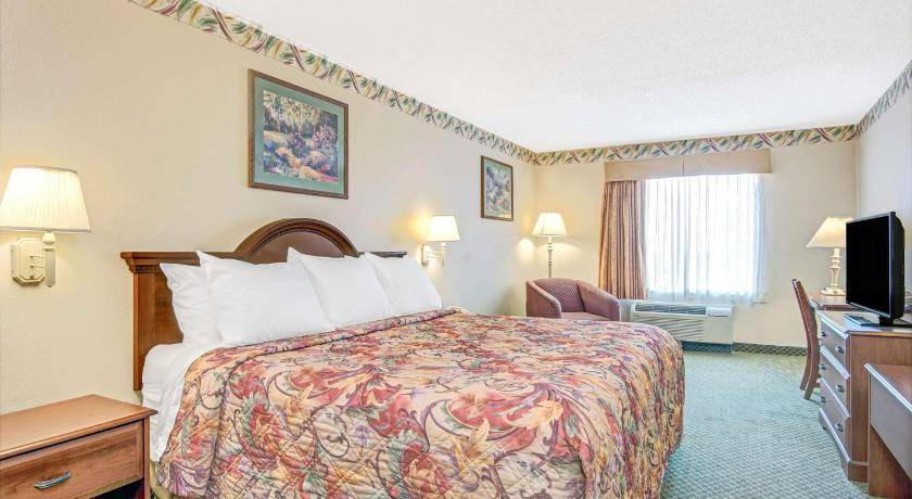 Photo of Bedroom in Louisburg