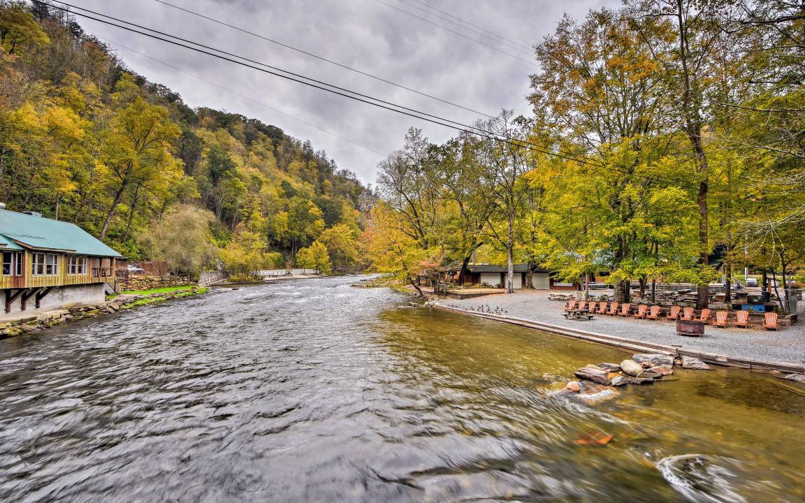 Photo of Others in Bryson City