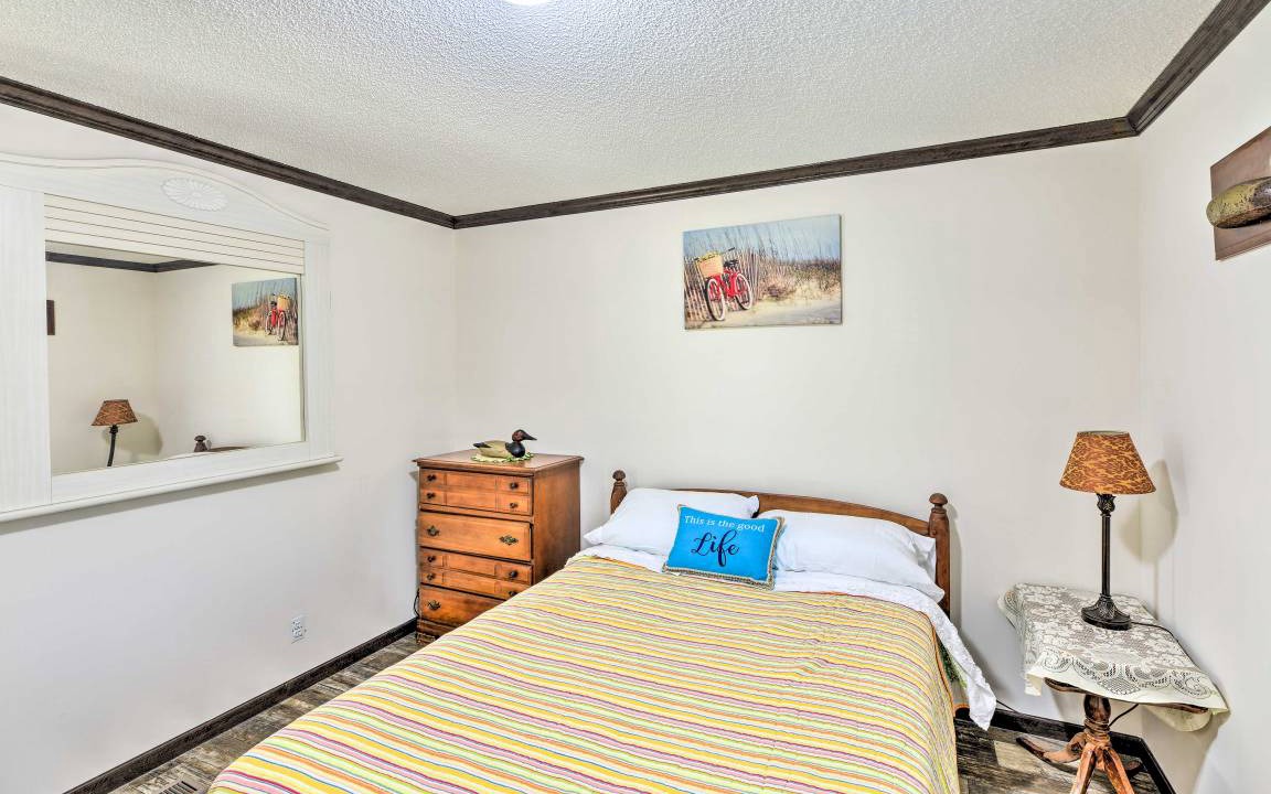 Photo of Bedroom in Harkers Island
