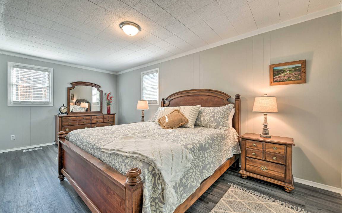 Photo of Bedroom in Yadkinville