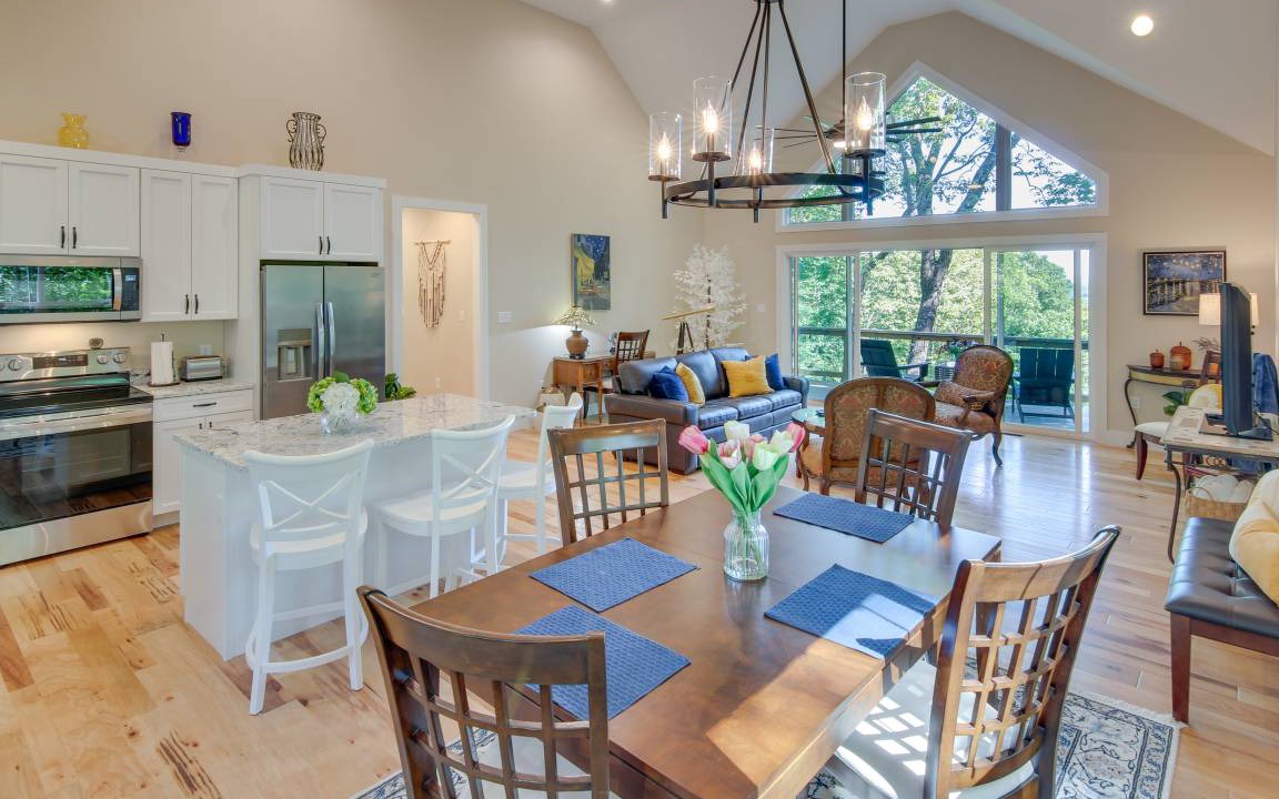 Photo of Kitchen in Hendersonville
