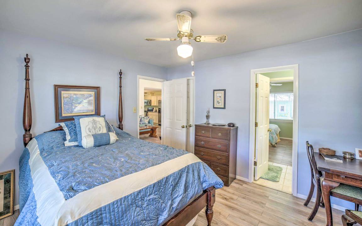 Photo of Bedroom in Long Beach