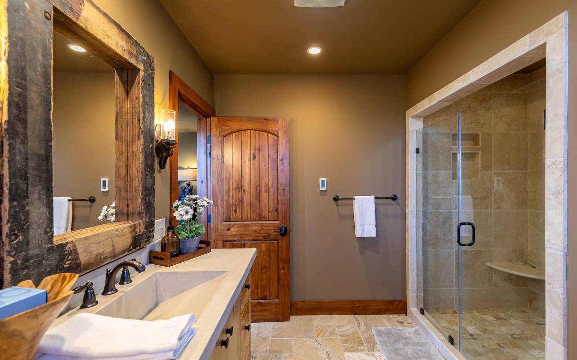 Photo of Bathroom in Apple Ridge