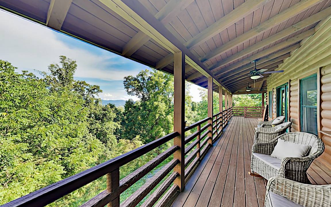 Photo of Patio Balcony in Royal Pines