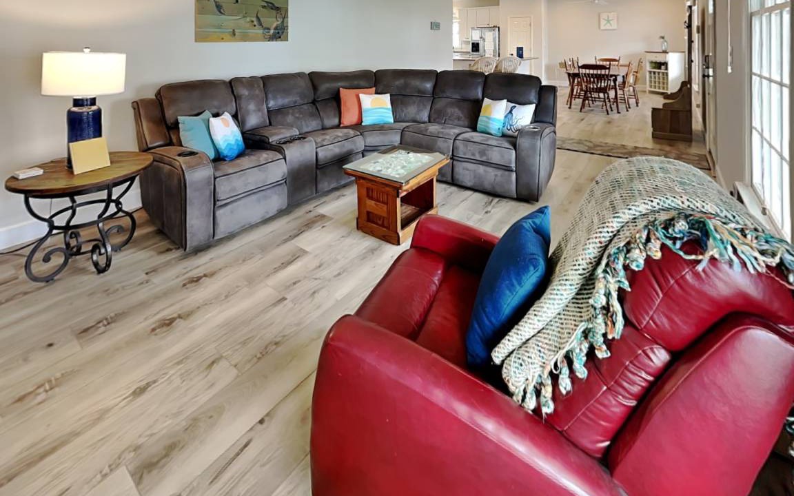 Photo of Livingroom in Village of Stump Sound