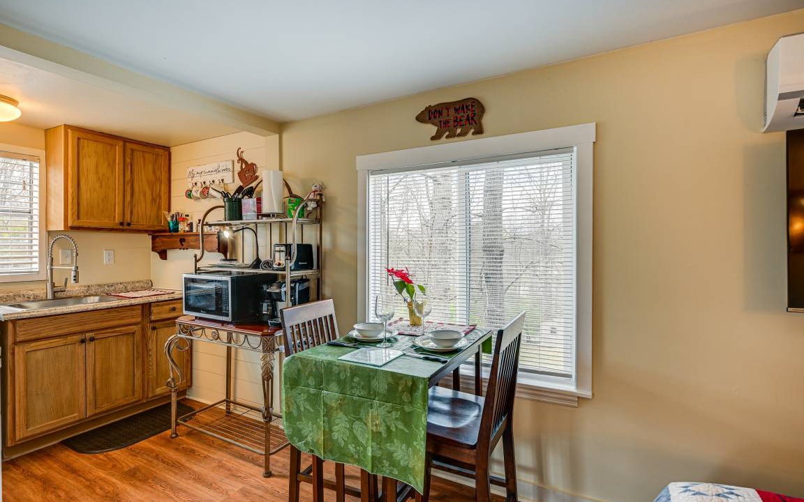 Photo of Kitchen in Qualla