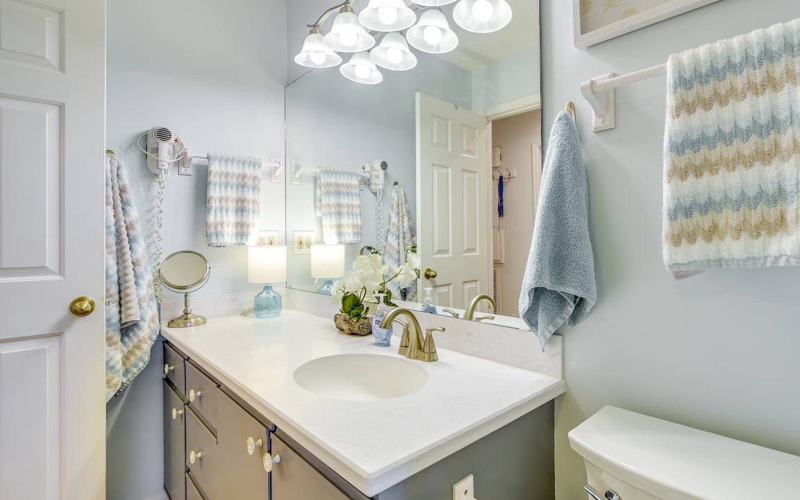 Photo of Bathroom in Sea Trail