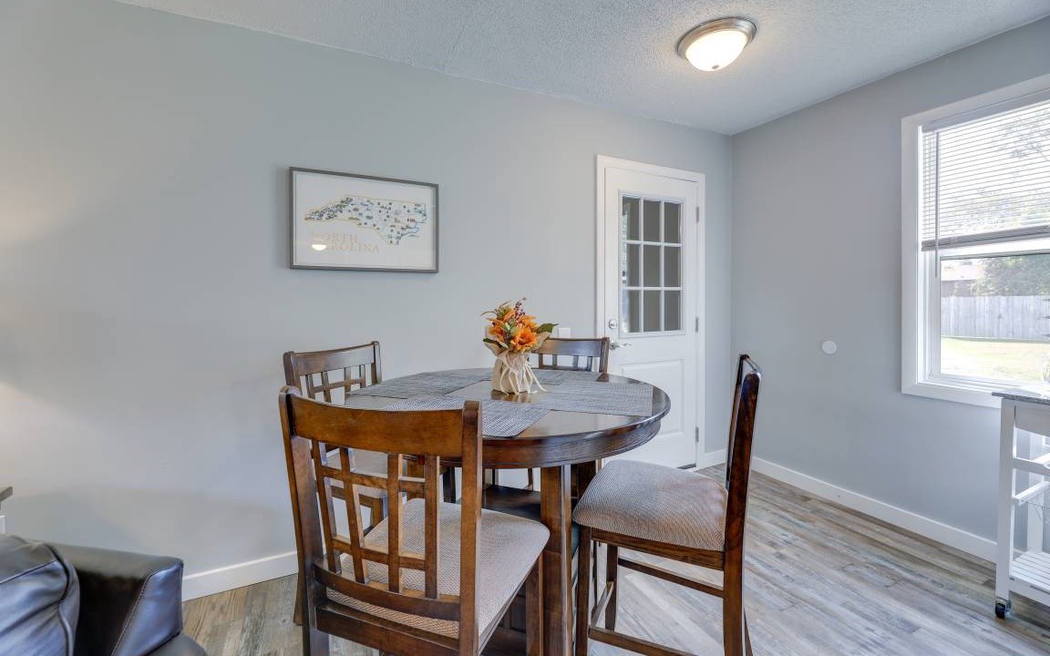 Photo of Livingroom in New Bern