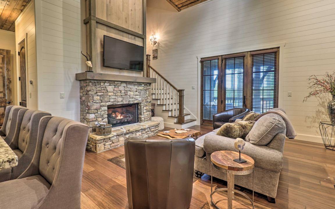 Photo of Livingroom in Glenville