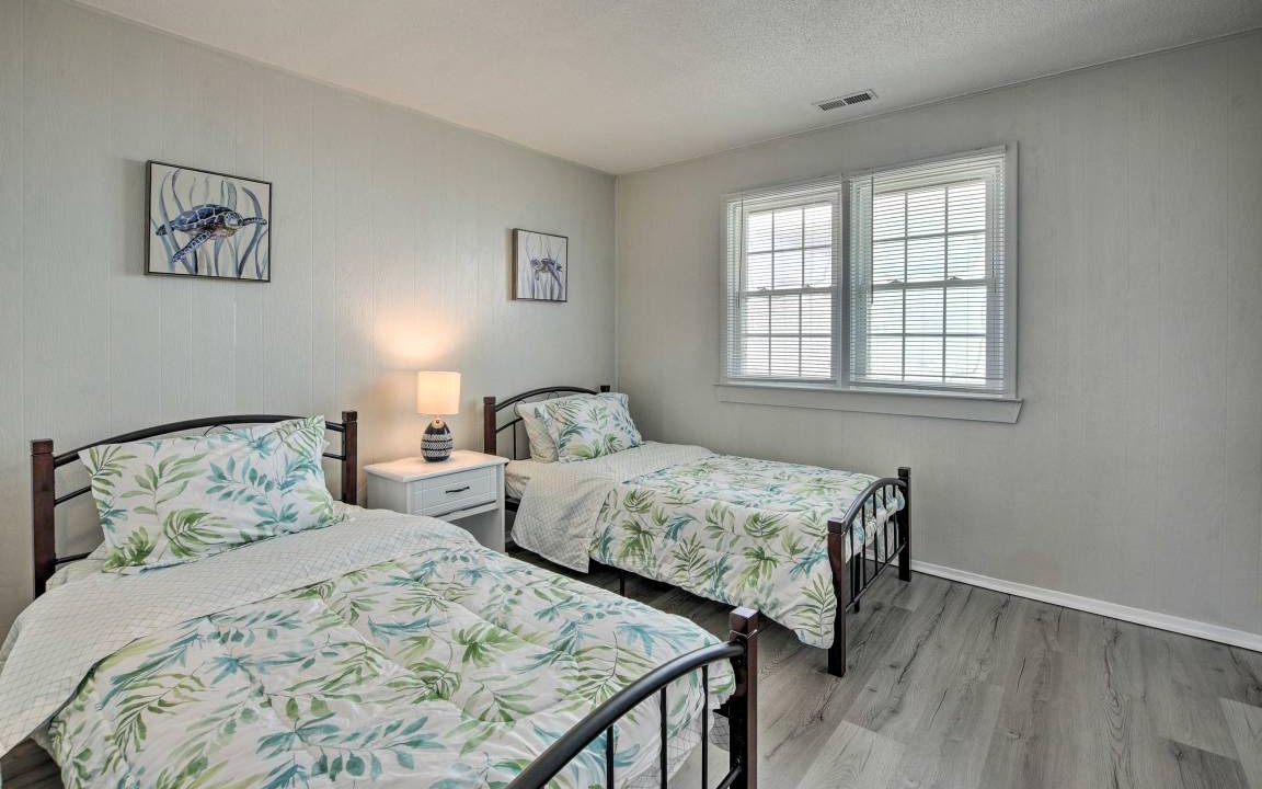 Photo of Bedroom in Oak Island