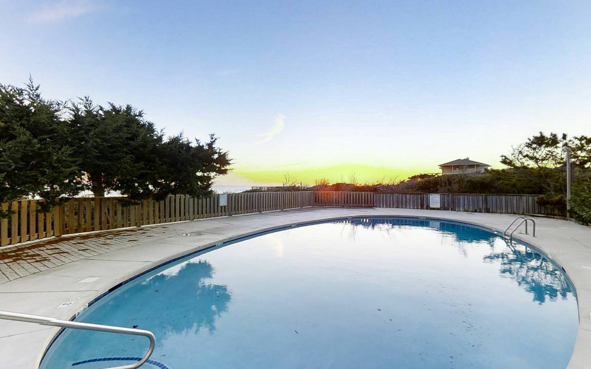 Photo of Others in Pine Knoll Shores