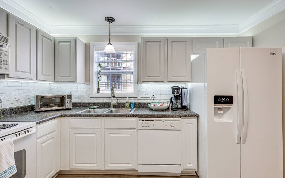 Photo of Kitchen in White Lake