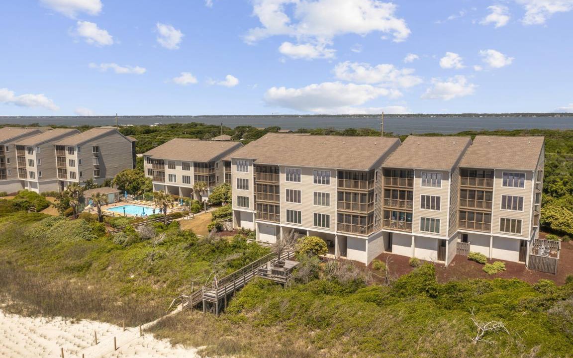 Photo of Others in Pine Knoll Shores