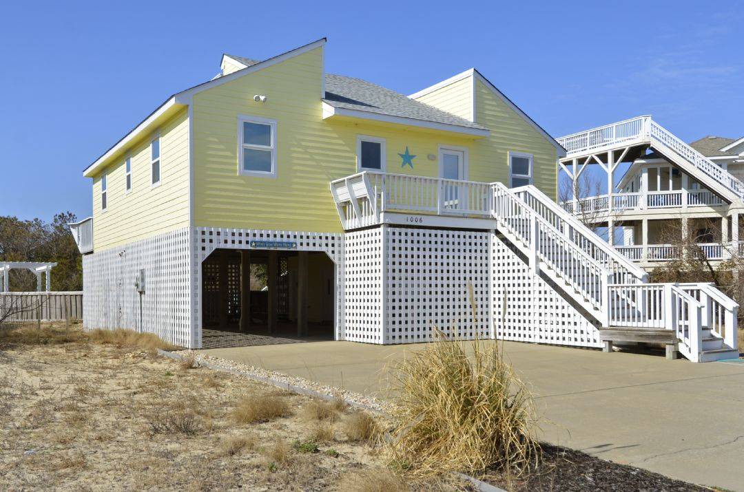 Photo of Others in Whalehead Beach