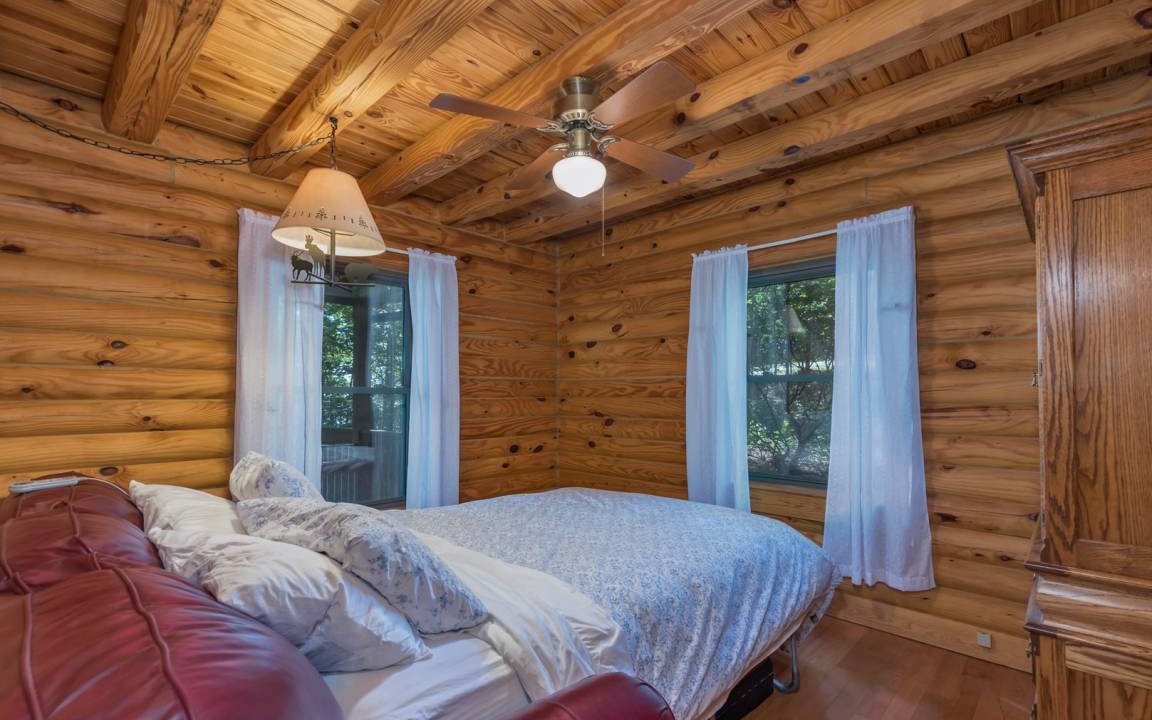 Photo of Bedroom in Lynn