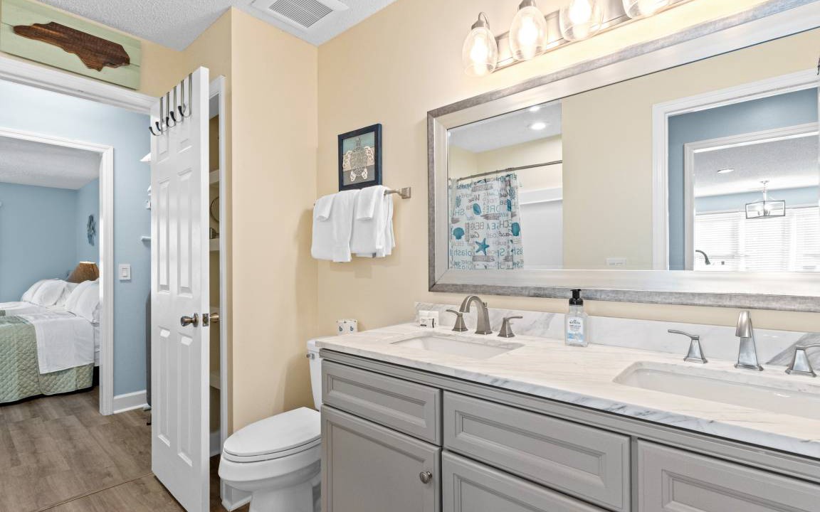 Photo of Bathroom in Sea Trail